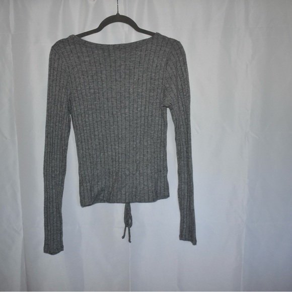 WOMENS HOLLISTER GRAY KNIT TOP - Picture 4 of 4